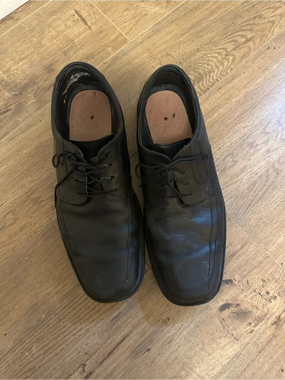 Bostonian Black Men's Lace-Up Oxfords